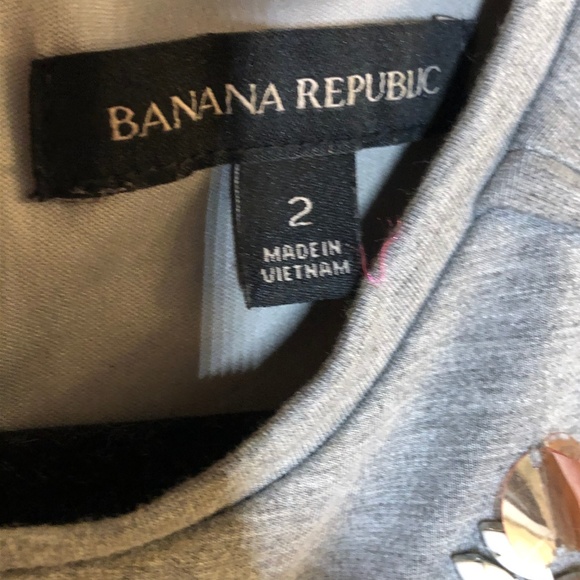 Banana Republic - Sleeveless Knit Pineapple Dress - Picture 4 of 5